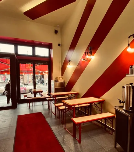Sitzplätze im Laden